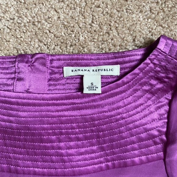 Banana republic silk small purple blouse - Picture 3 of 4